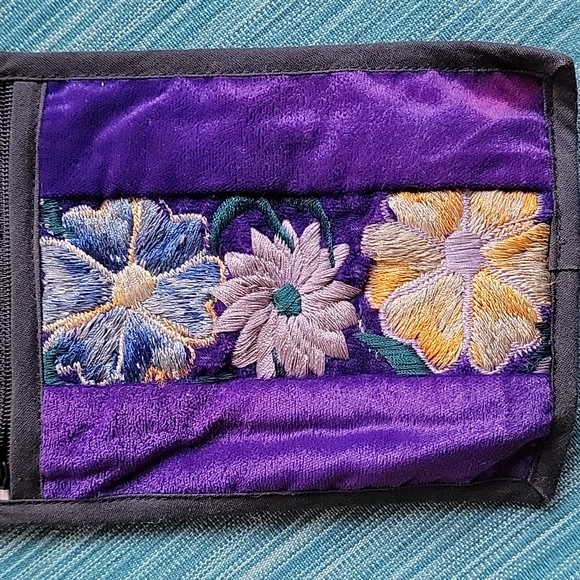 Handmade purple flower mini bag - Picture 2 of 2